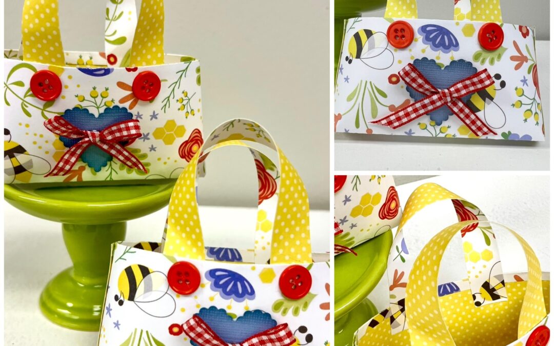 How to Make Easy Paper Treat Tote Bags
